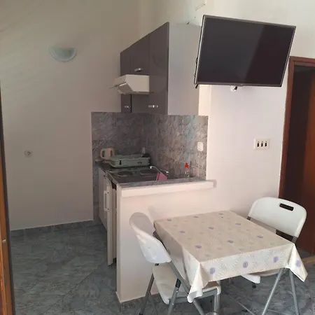 Apartmani Vesna Starigrad Paklenica Exterior photo