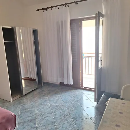 Apartmani Vesna Starigrad Paklenica Exterior photo