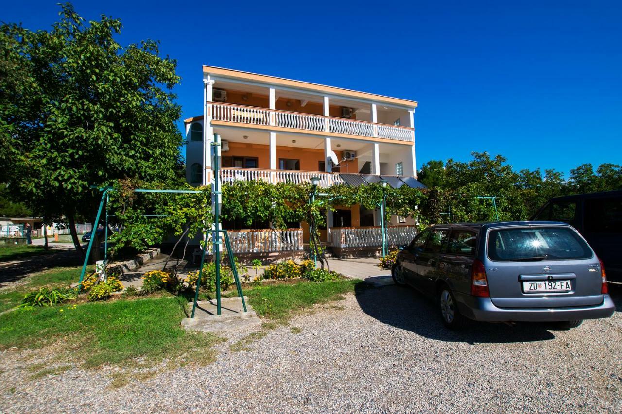 Vesna Apartment Starigrad Paklenica